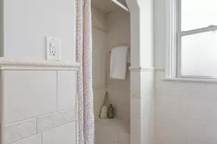 918 Nancy Carol Ln, Glendale, MO 63122 - Photo 16