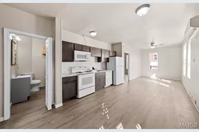 318 Broadway Street, Elsberry, MO 63343 - Photo 20