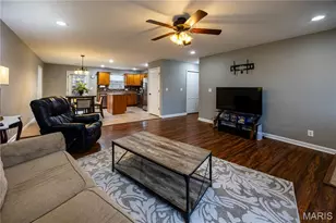 1686 Columbia Dr, Jackson, MO 63755 - Photo 8