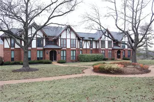 927 Claytonbrook Dr, Ballwin, MO 63011 - Photo 1