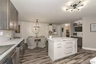 1208 Flintshire Ln, Lake Saint Louis, MO 63367 - Photo 8