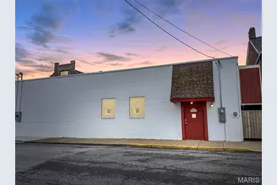 206 Lafayette, Washington, MO 63090 - Photo 1