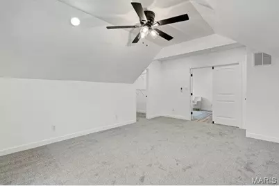 2 Lawn Place, Saint Louis, MO 63110 - Photo 32