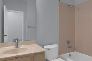 10919 Vauxhall Dr, Saint Louis, MO 63146 - Photo 18