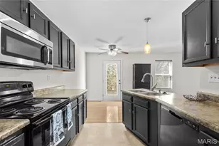 322 Santa Elena Ct, Wentzville, MO 63385 - Photo 4