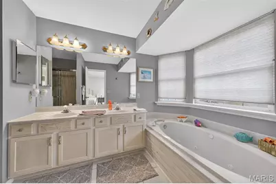 11318 Taylor Pines Drive, Maryland Heights, MO 63043 - Photo 24