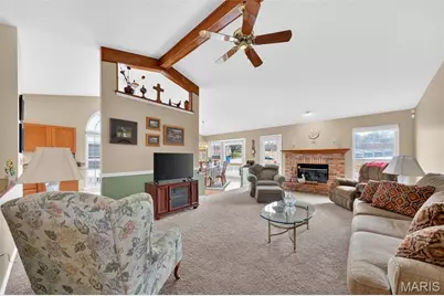 11318 Taylor Pines Drive, Maryland Heights, MO 63043 - Photo 4