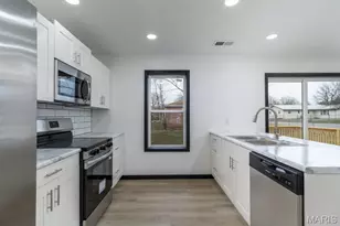 601 Holly St, Lebanon, MO 65536 - Photo 10