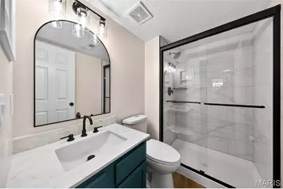 19 Berview Circle #H, Saint Louis, MO 63129 - Photo 16