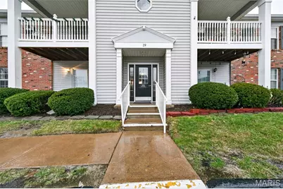 19 Berview Circle #H, Saint Louis, MO 63129 - Photo 2