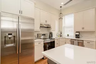 2016 S 12th St, Saint Louis, MO 63104 - Photo 8