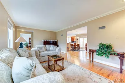 8161 Stratford Drive, Saint Louis, MO 63105 - Photo 10