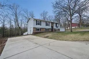8 Dogwood Ln, Hillsboro, MO 63050 - Photo 2