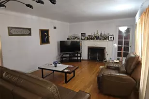 7126 Forest Hill Dr, Saint Louis, MO 63121 - Photo 4