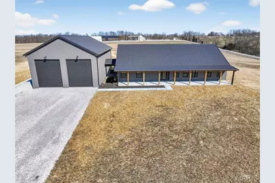 592 Phelps Lane, Elsberry, MO 63343 - Photo 2