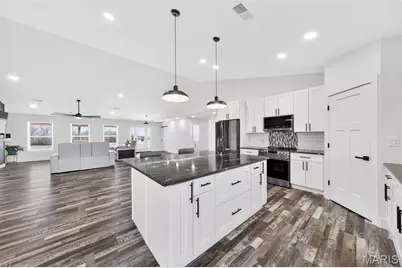 592 Phelps Lane, Elsberry, MO 63343 - Photo 22