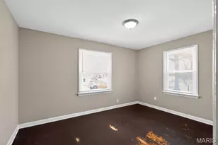 2037 Bainbridge Dr, Saint Louis, MO 63133 - Photo 16