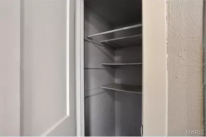 9407 Muriel Avenue, Saint Louis, MO 63114 - Photo 18