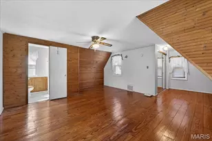 10300 Toelle Ln, Saint Louis, MO 63137 - Photo 18