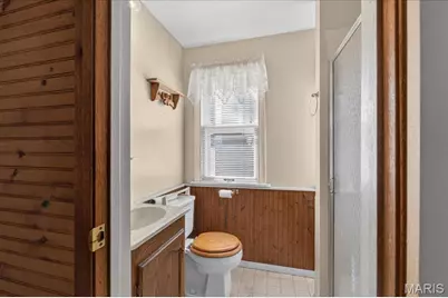 10300 Toelle Lane, Saint Louis, MO 63137 - Photo 20