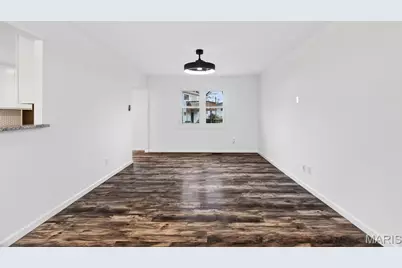 899 Oklahoma Avenue, Ballwin, MO 63021 - Photo 18