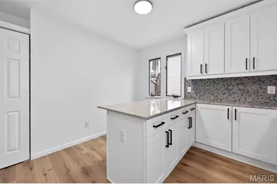 510 Charoak Drive, Ballwin, MO 63021 - Photo 18