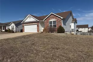 61 Meadowstone Dr, Troy, MO 63379 - Photo 1