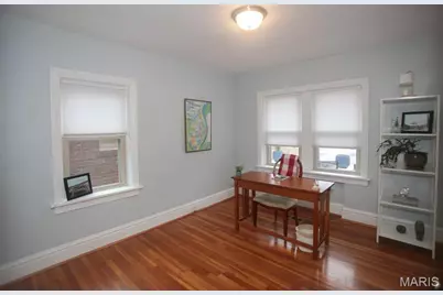 5452 Pernod Avenue, Saint Louis, MO 63139 - Photo 8