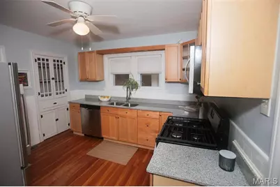 5452 Pernod Avenue, Saint Louis, MO 63139 - Photo 16