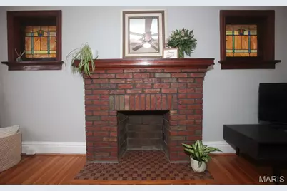 5452 Pernod Avenue, Saint Louis, MO 63139 - Photo 6