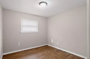 640 Central Pkwy, Saint Louis, MO 63031 - Photo 8