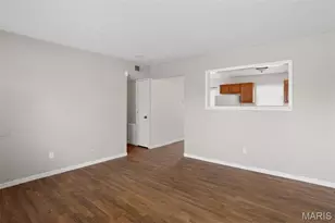 640 Central Pkwy, Saint Louis, MO 63031 - Photo 6