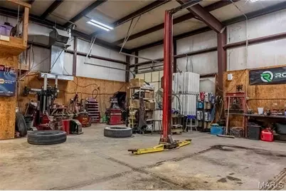 107 N Main Street, Elsberry, MO 63343 - Photo 10