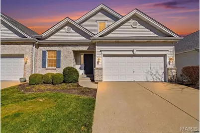 105 Worthington Circle #34, Saint Louis, MO 63128 - Photo 1