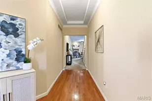 105 Worthington Cir, Saint Louis, MO 63128 - Photo 4