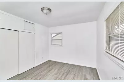 419 Cameron Road, Riverview, MO 63137 - Photo 10