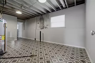 2933 W Adams St, Saint Charles, MO 63301 - Photo 24