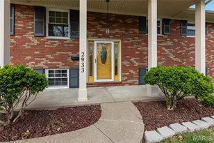 2933 W Adams St, Saint Charles, MO 63301 - Photo 2