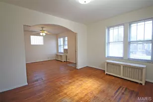 4096 Quincy St, Saint Louis, MO 63116 - Photo 2