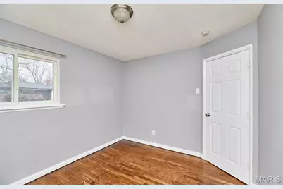 10501 Baron Drive, Castle Point, MO 63136 - Photo 12