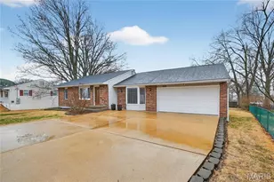 4632 Ringer Rd, Saint Louis, MO 63129 - Photo 2