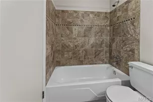 11709 Casa Grande Dr, Saint Louis, MO 63146 - Photo 16