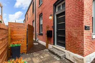 2853 S 18th St, Saint Louis, MO 63118 - Photo 2