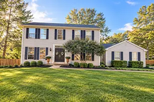 8 Windfall Ridge Ct, Chesterfield, MO 63005 - Photo 1