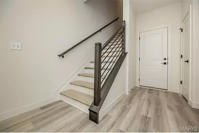 8975 Eager Road, Richmond Heights, MO 63144 - Photo 28