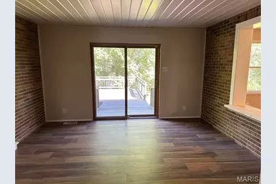 7 Dana Drive, Florissant, MO 63033 - Photo 8