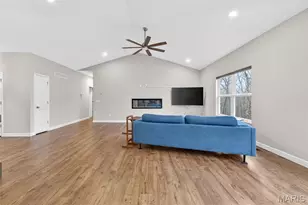 300 Shumard Oak Dr, Troy, MO 63379 - Photo 8