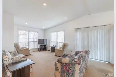 383 Red Robin, Poplar Bluff, MO 63901 - Photo 4