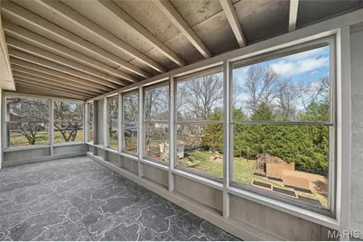 10235 Thorpe Avenue, Overland, MO 63114 - Photo 28