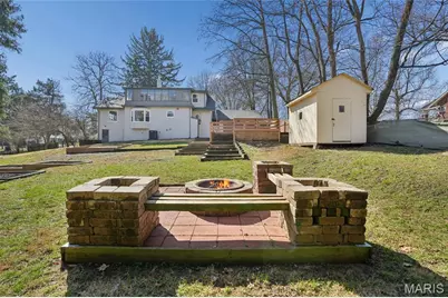 10235 Thorpe Avenue, Overland, MO 63114 - Photo 32